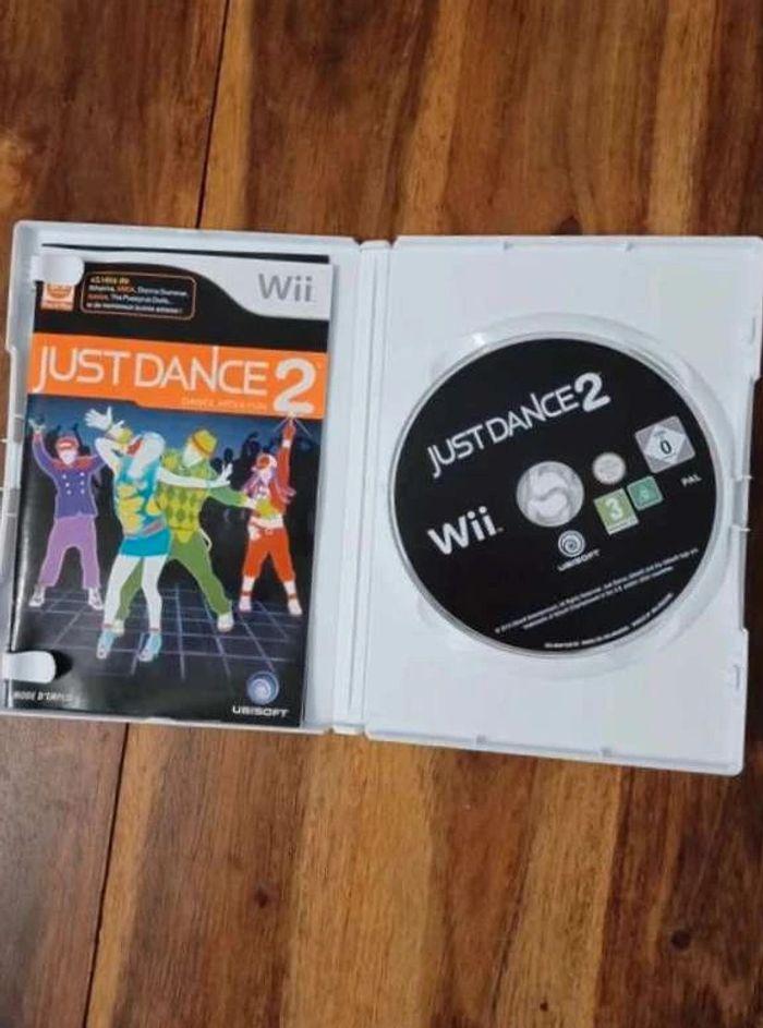 Jeu  Wii  :  Just  Dance  2 - photo numéro 3