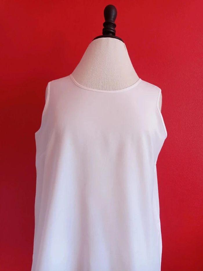 Blouse Blanche sans manche Taille 44 - photo numéro 4