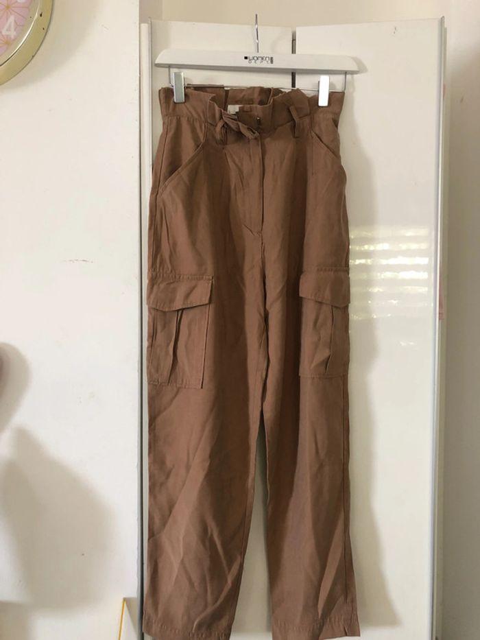 Pantalon taille haute. Taille XS - photo numéro 1