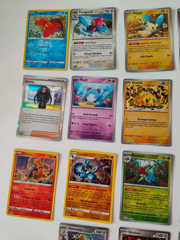 22 cartes brillantes Pokemon - photo numéro 2