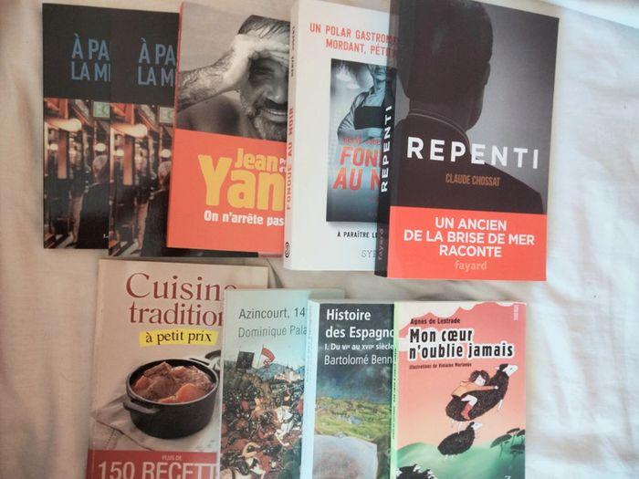 Lot de 9 livres - photo numéro 1