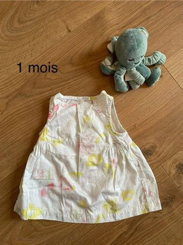 Robe 1 mois baby club