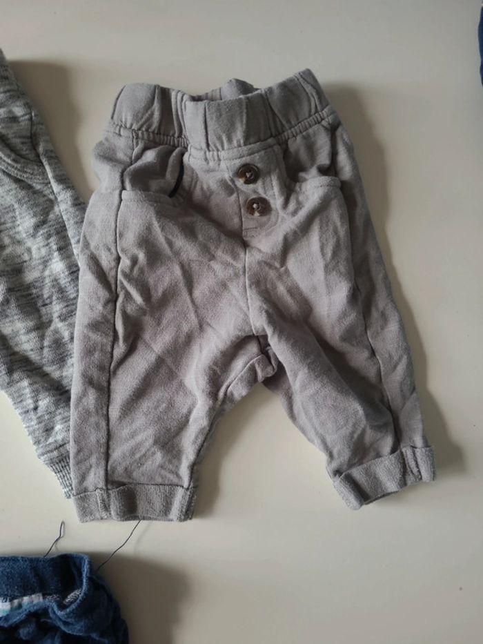 Lot de 3 pantalons survêtements 3 mois - photo numéro 6