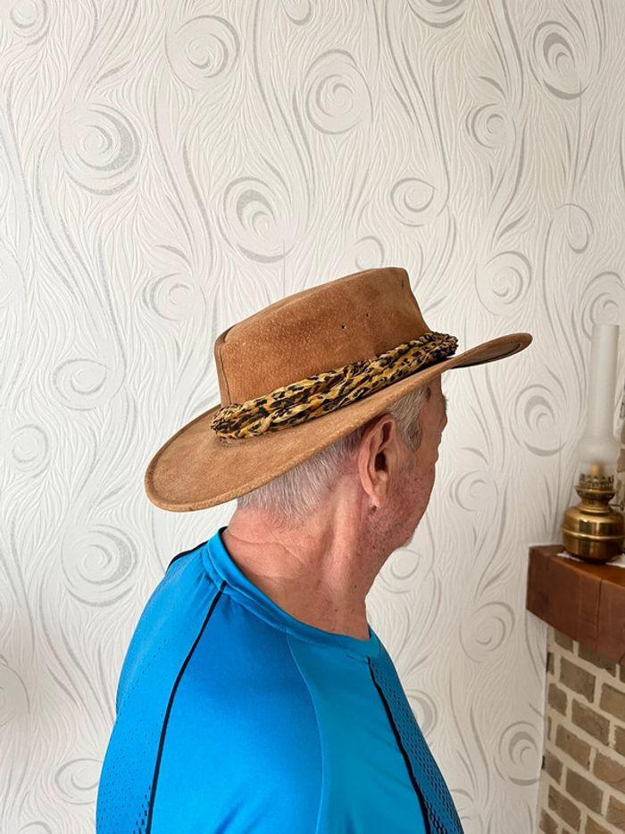 Chapeau cuir jacaru - photo numéro 7