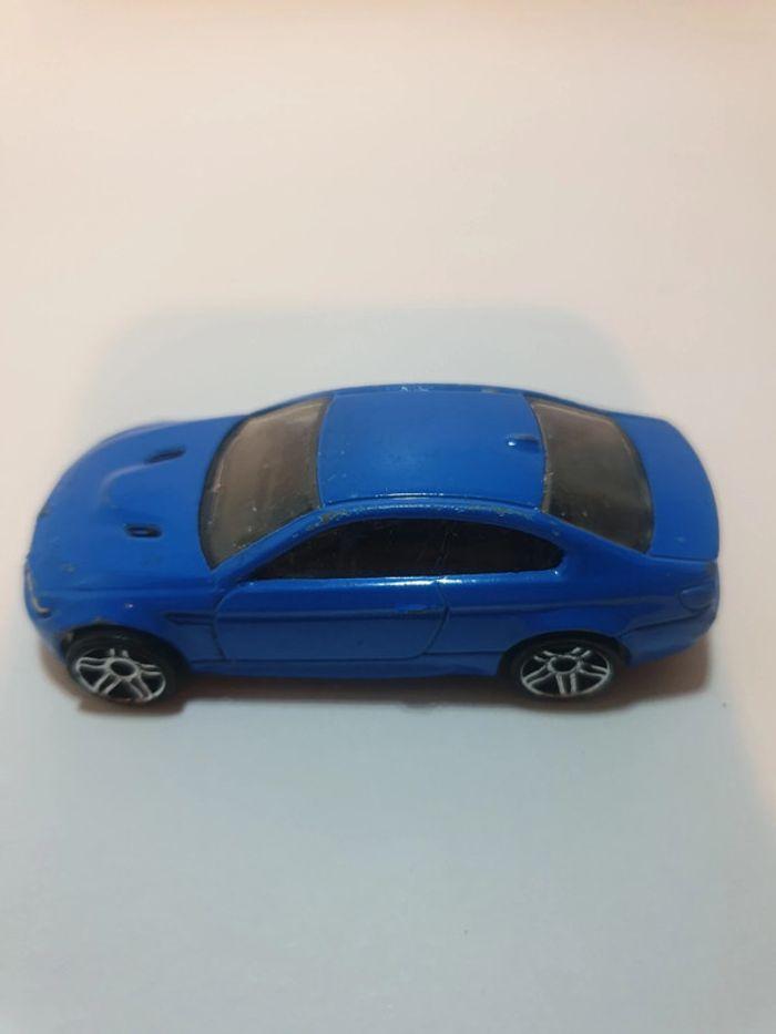 Hot Wheels 2013 BMW M3 E90 Bleu City Street Power - 1/64 - photo numéro 12