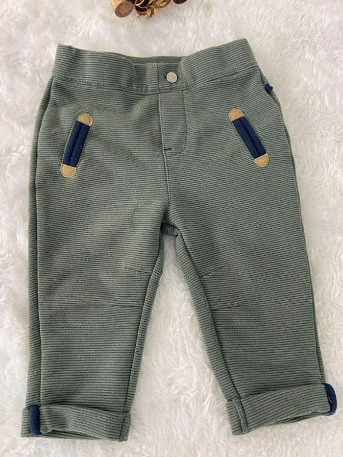 Pantalon jogging kaki vert Obaibi  12 mois 74 cm comme neuf - photo numéro 2