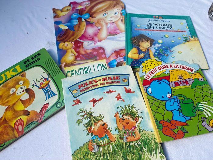 Lot de livres pour enfants - photo numéro 1