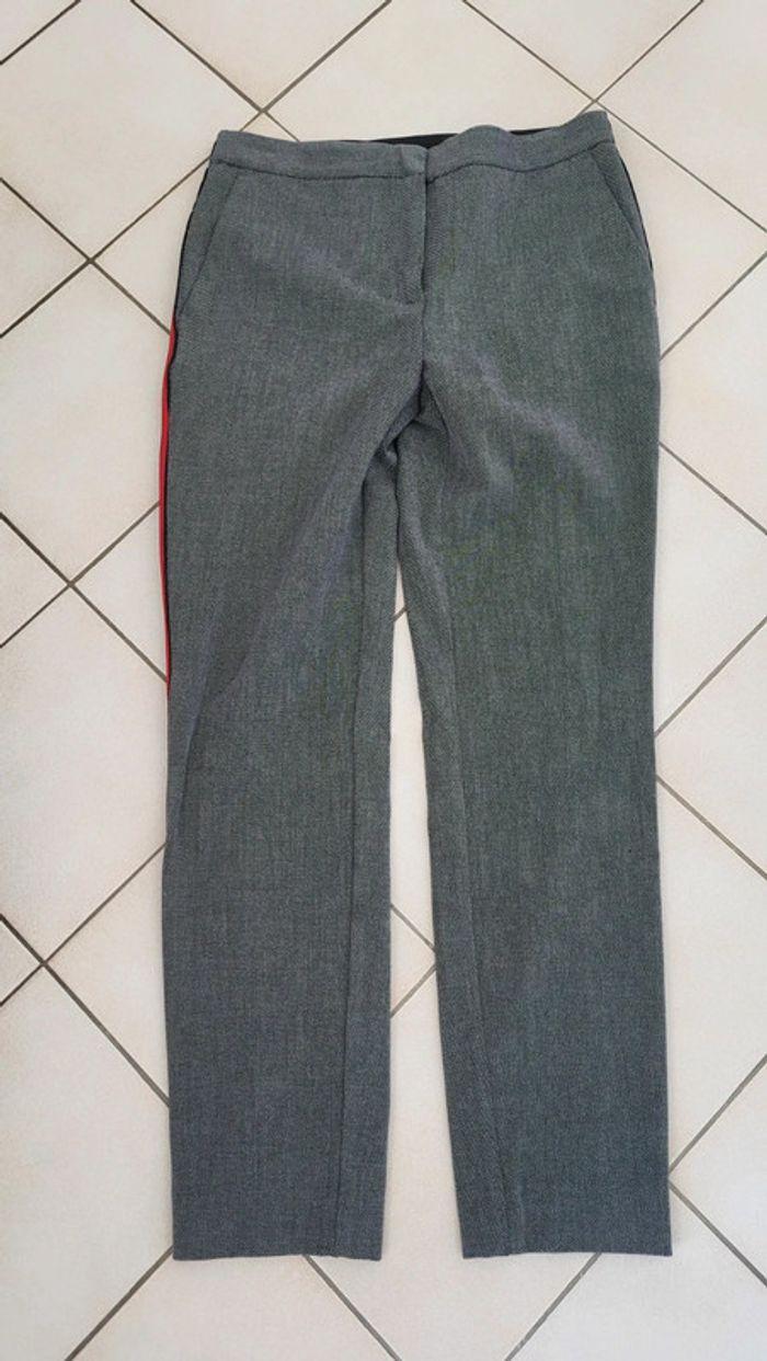 Pantalon gris - photo numéro 1