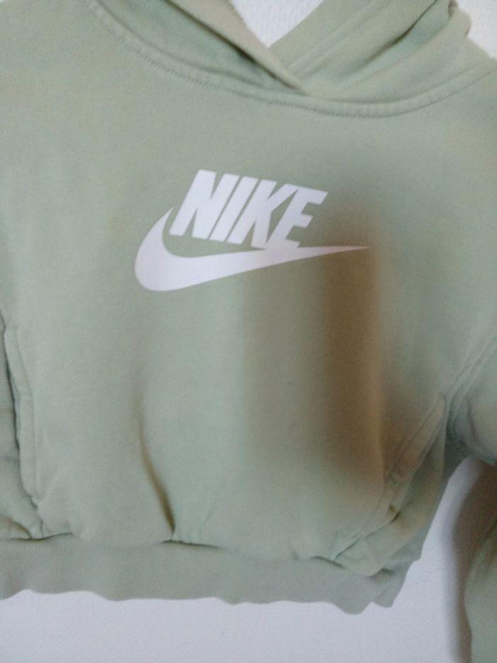 Sweat court taille 8 ans. Nike - photo numéro 5