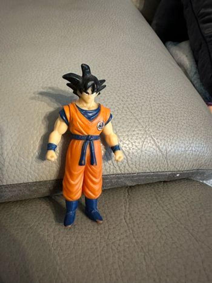 Figurine dragon Ball z goku bandai vintage - photo numéro 1