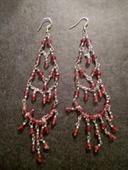 Boucles d'oreilles fantaisie pendantes rouges rose