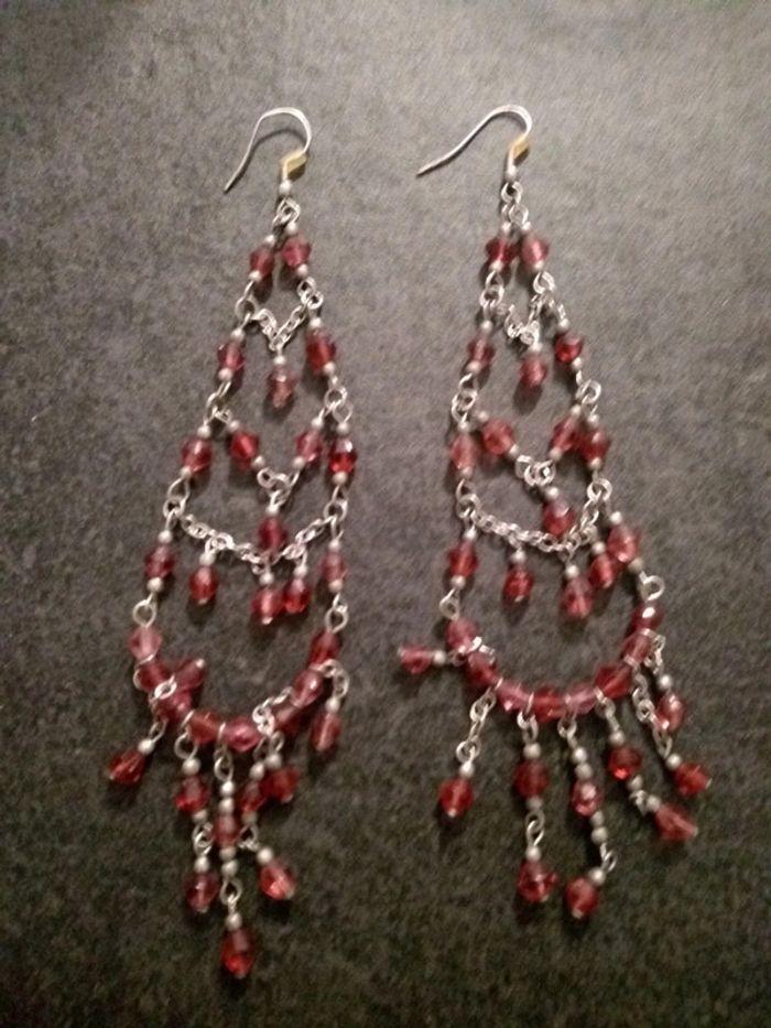 Boucles d'oreilles fantaisie pendantes rouges rose - photo numéro 1