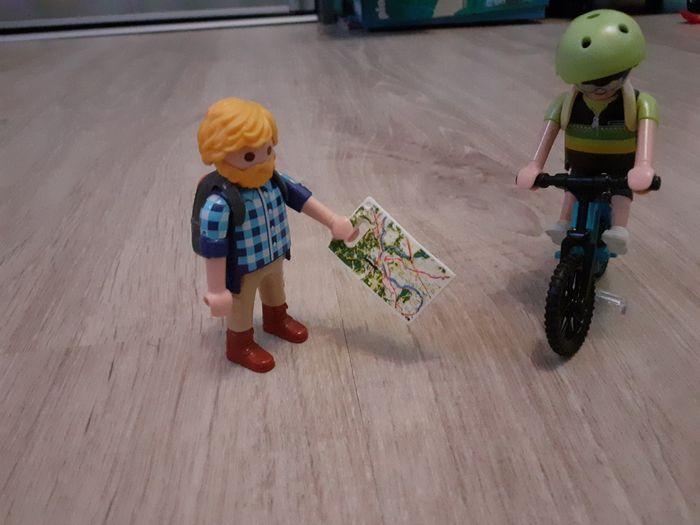 Playmobil Randonneur et cycliste - photo numéro 1