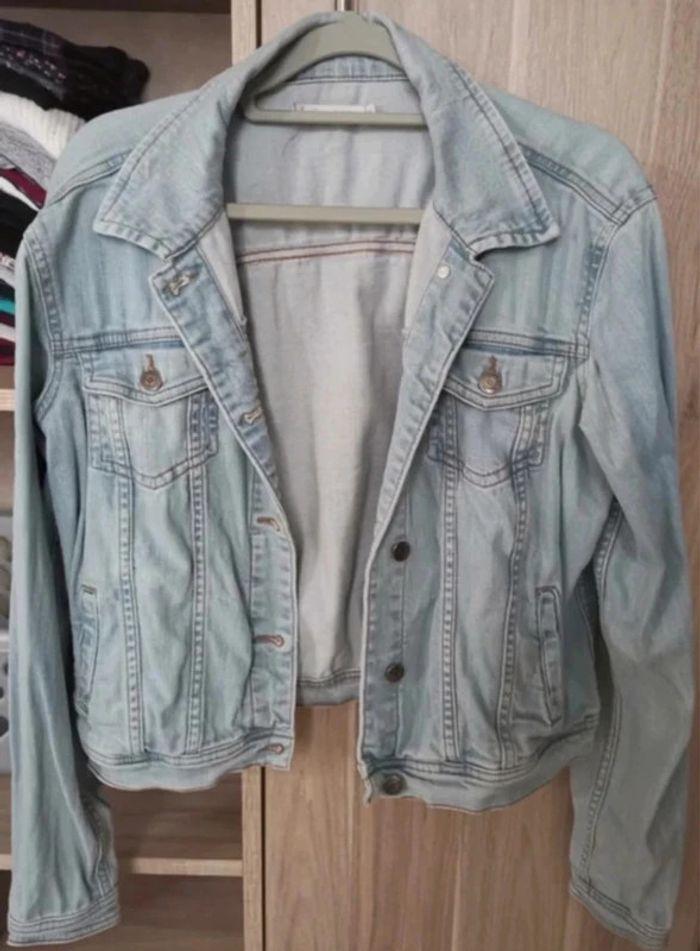 Veste en jean taille 36 - photo numéro 1