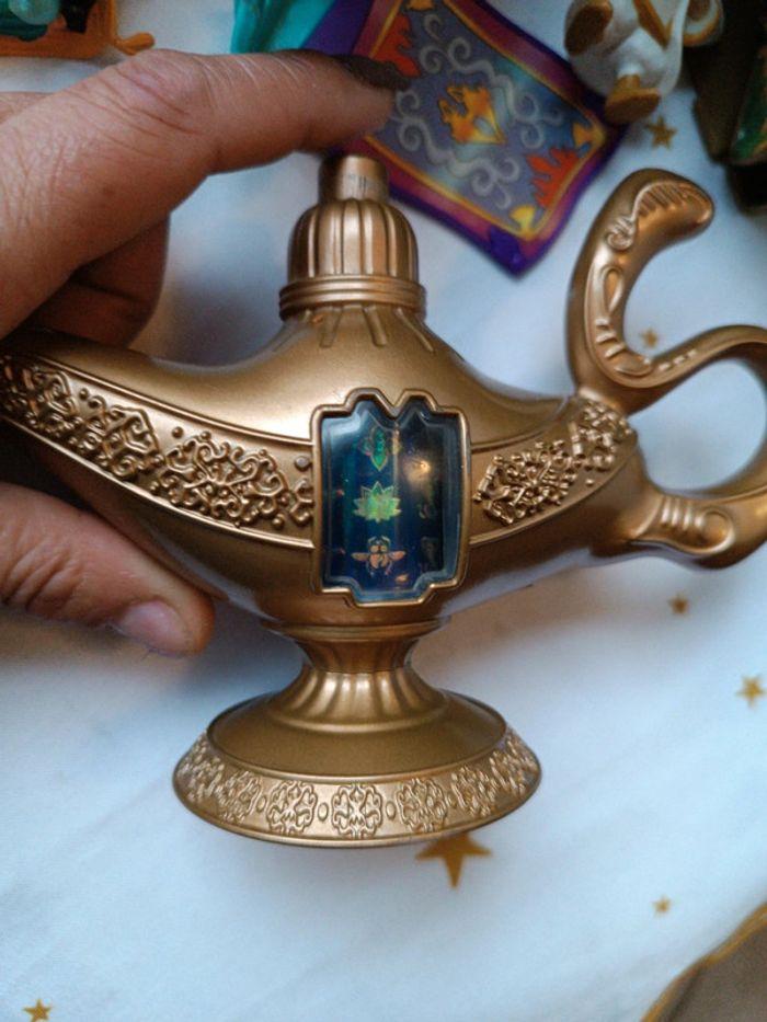 Aladin figurine Disney lampe playset mini génie princesse jasmine once time compact lamp boîte - photo numéro 7