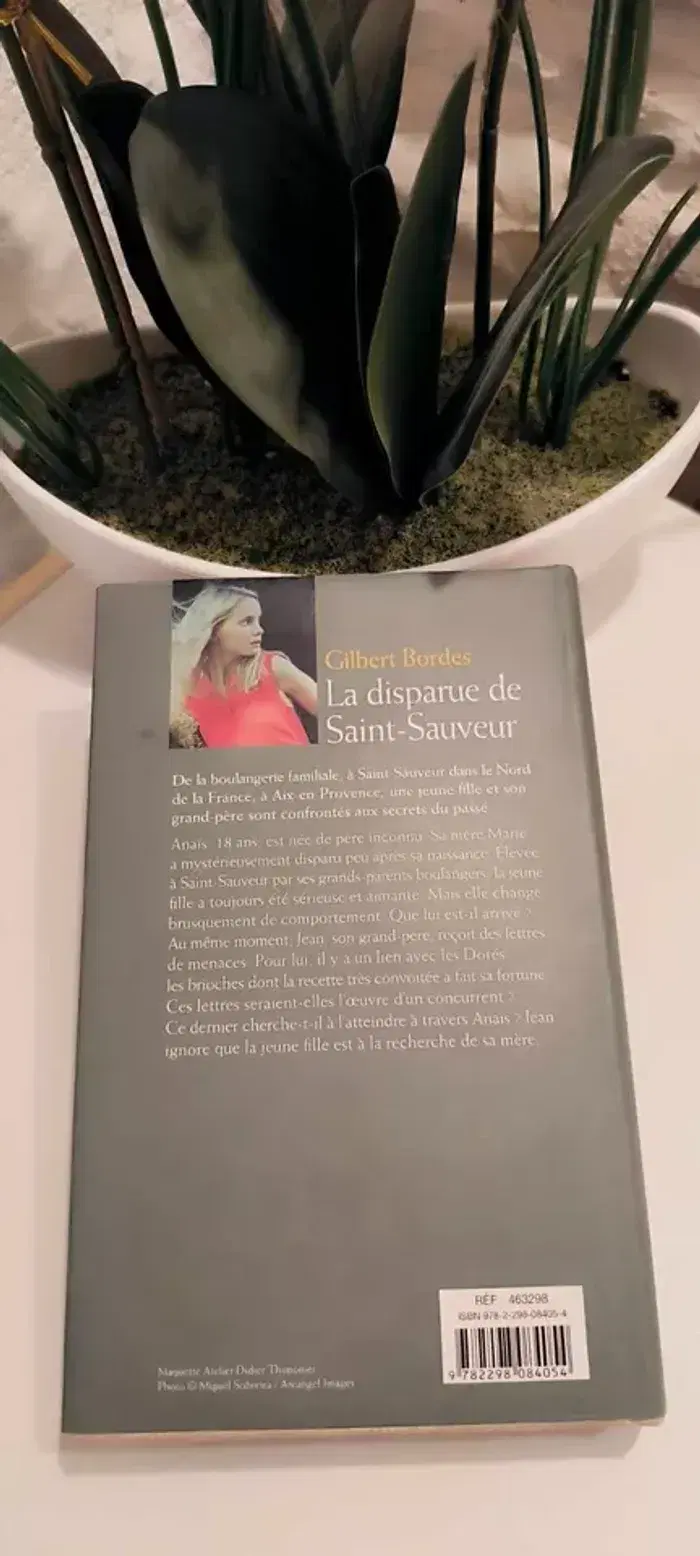 livre LA DISPARUE DE SAINT-SAUVEUR - Gilbert BORDES en tres bon etat - photo numéro 2