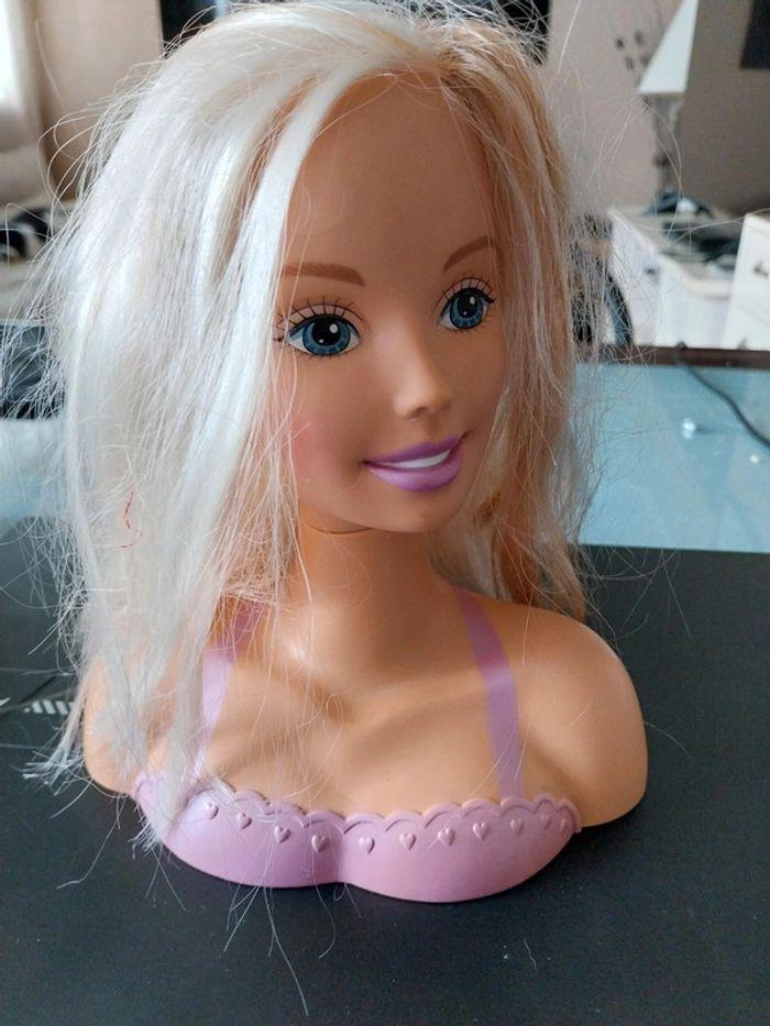 Barbie tête à coiffer - photo numéro 1