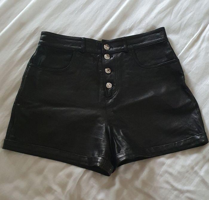 Short maje cuir - photo numéro 1