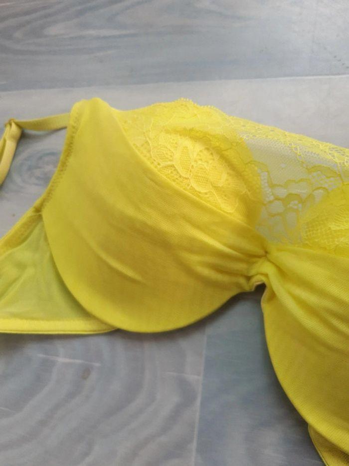 Soutien-gorge Jennyfer jaune fluo - photo numéro 9