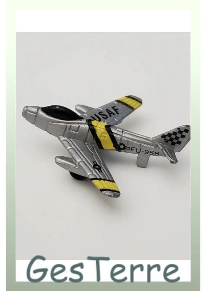 Micro Machines Galoob F-86 Sabre - photo numéro 6