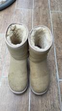 Paire de UGG beiges