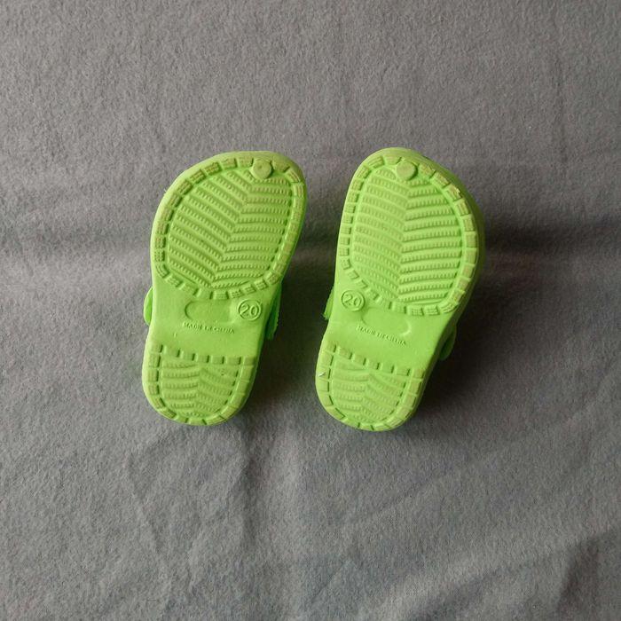 Imitation crocs verte pointure 20 - photo numéro 4