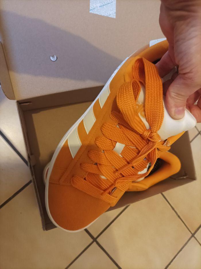 Adidas campus orange taille 43 - photo numéro 1