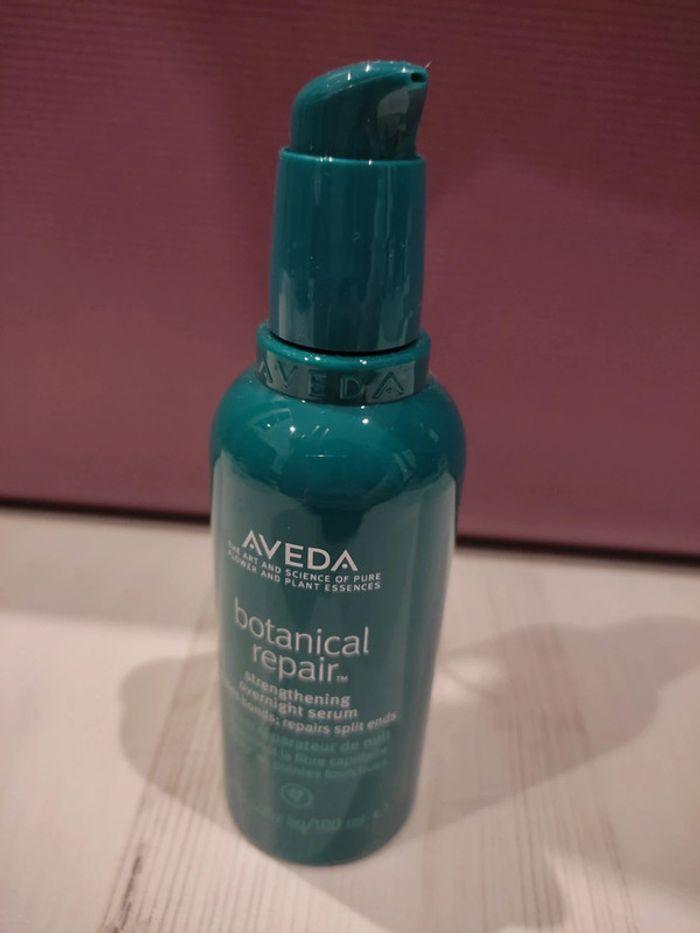 Aveda Botanical Repair Strengthening Overnight Serum (Sérum Réparateur De Nuit) - photo numéro 2