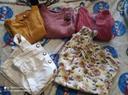 Lot de 2 robe et 3 Gillet fille en 4 ans