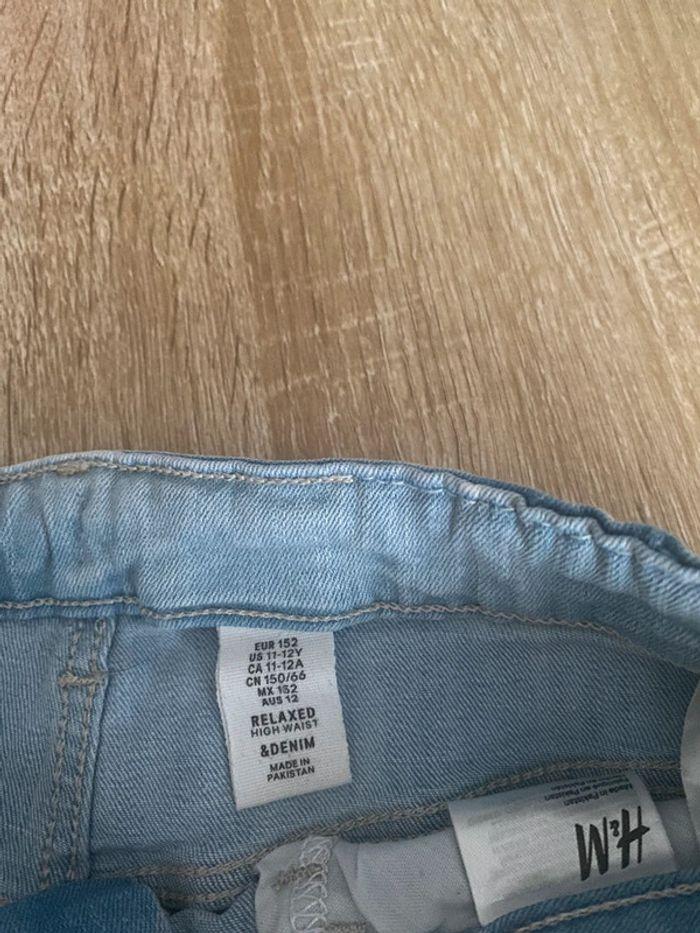 Jean h&m taille 11/12 ans effet déchiré bleu clair - photo numéro 5