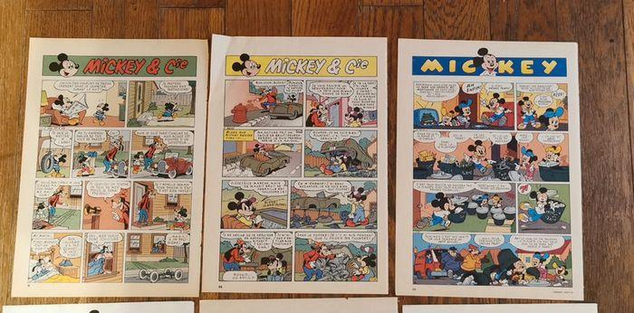 Lot 9 anciennes pages bd mickey & Cie - photo numéro 2