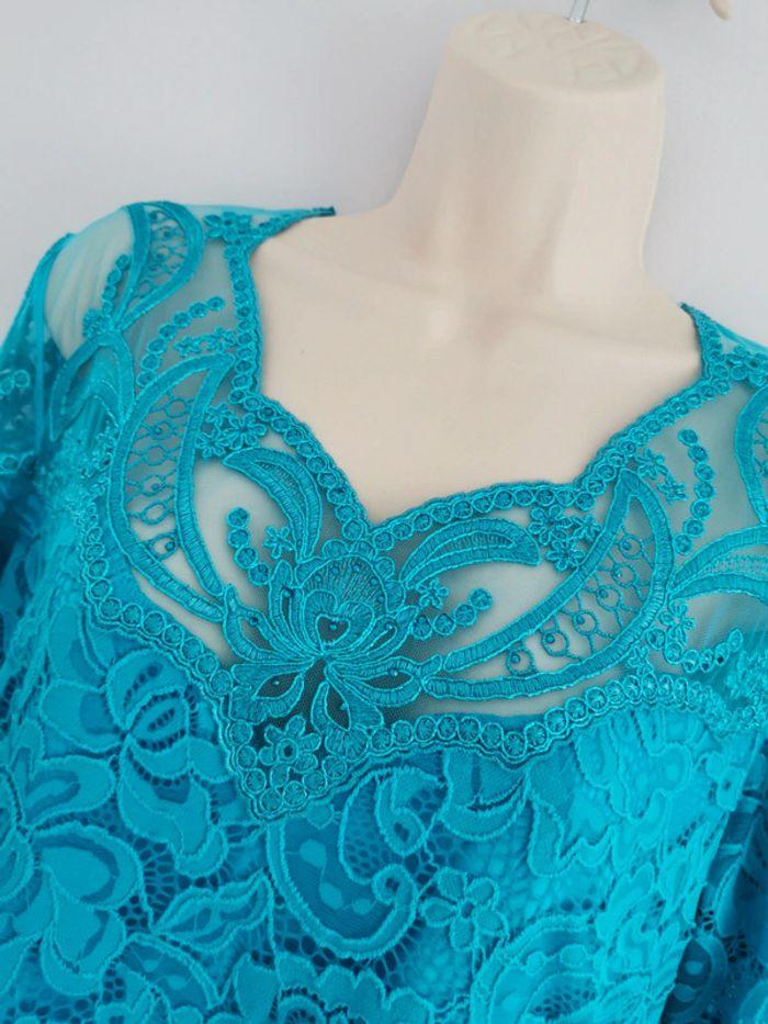 Top bleu turquoise strass et dentelle Eden Rose Taille 5 - XL - photo numéro 2