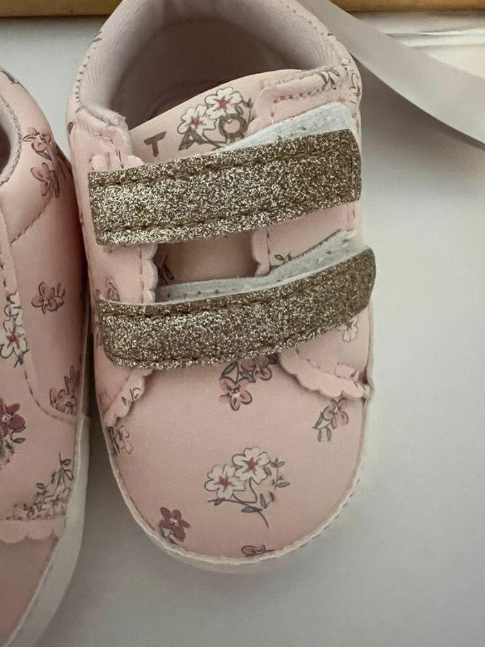 Chaussures bébé tape à l’œil - photo numéro 6