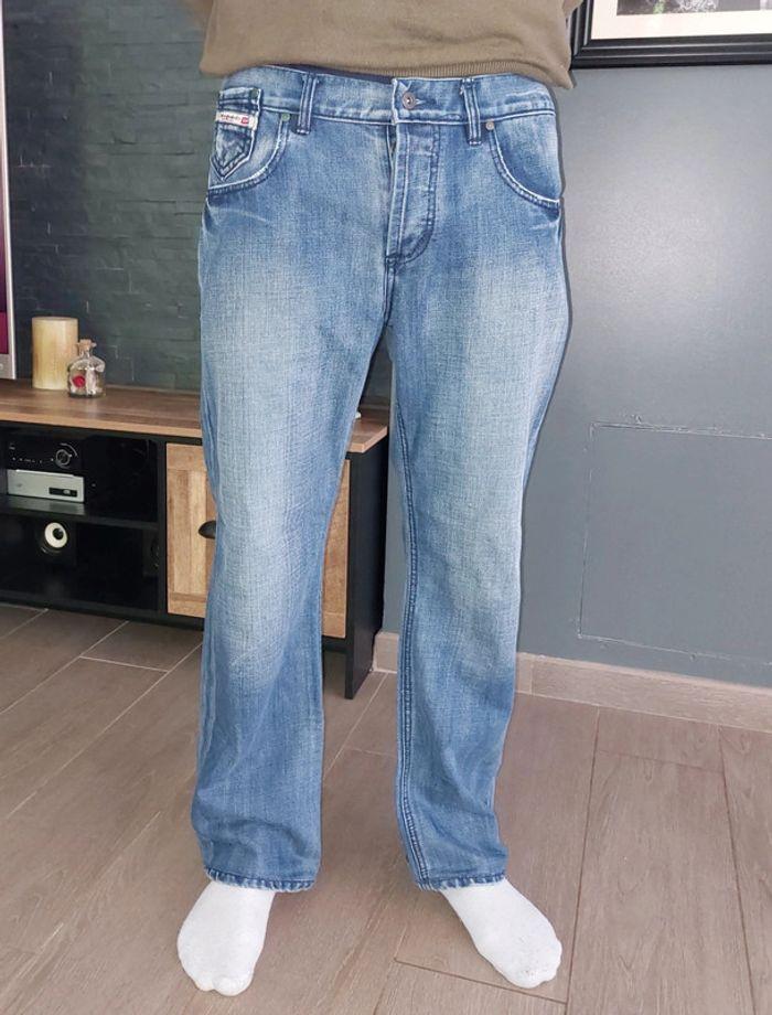 Jean diesel taille 32 (XL) - photo numéro 1