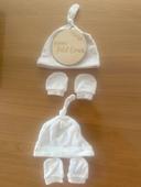 Lot de 2 bonnets de naissance avec moufles