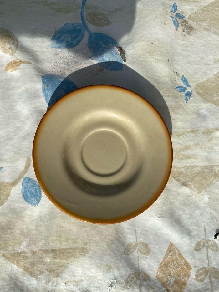 Assiette porcelaine - photo numéro 1