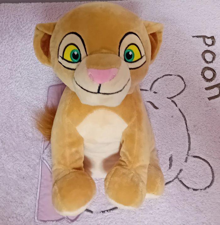 Peluche Nala le roi lion Disney - photo numéro 5