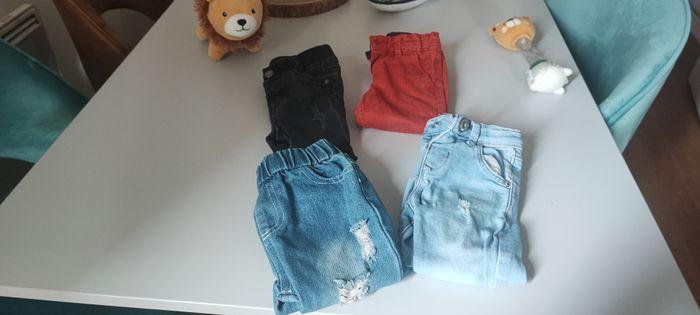 Lot pantalon 9-12 mois