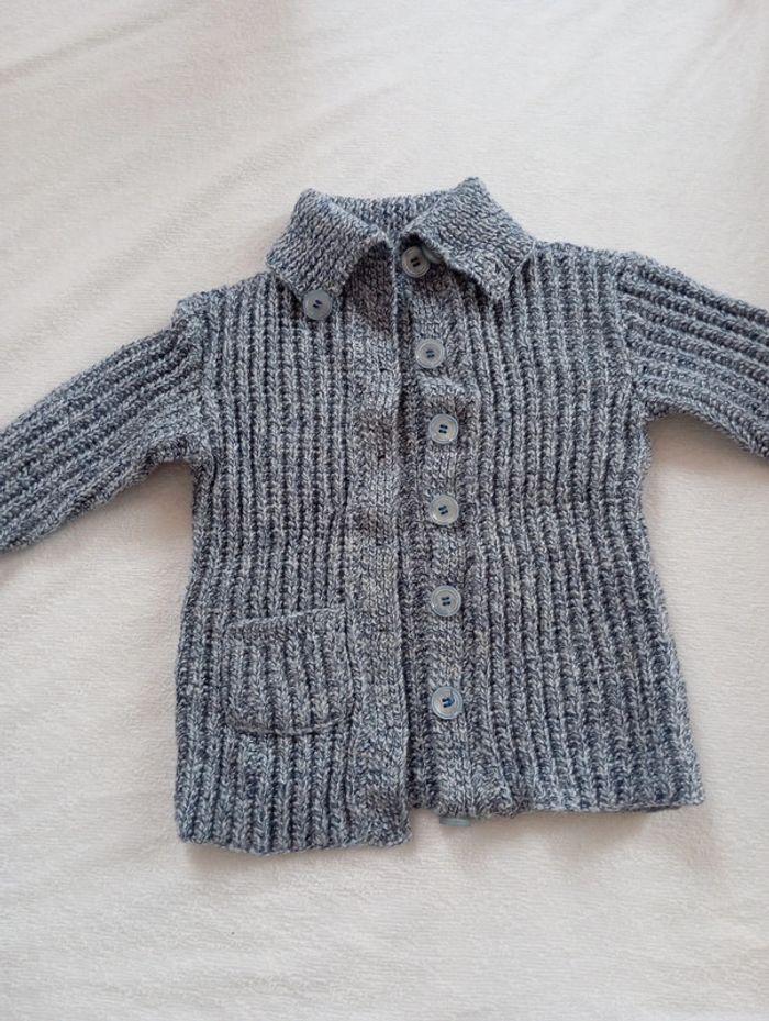 Gilet en laine fait main taille 2 - 3 ans - photo numéro 2