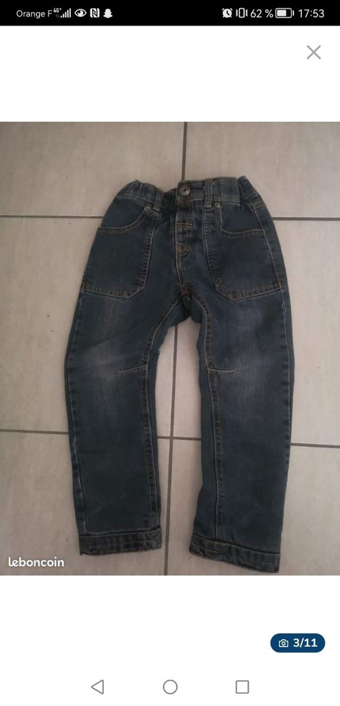 Lot de Pantalon,jeans , survêtement, salopette,garçon entre 4 et 5ans. - photo numéro 9