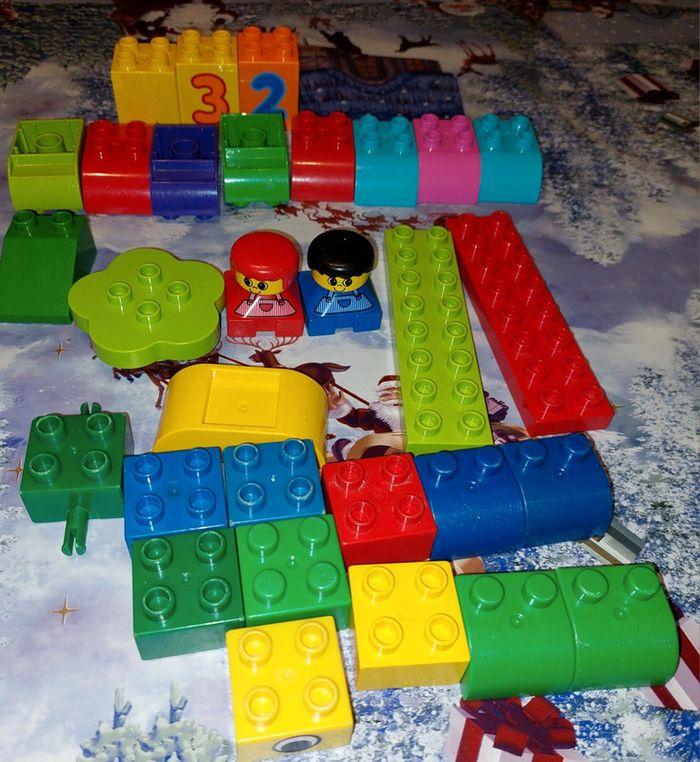 Lot de 30 lego