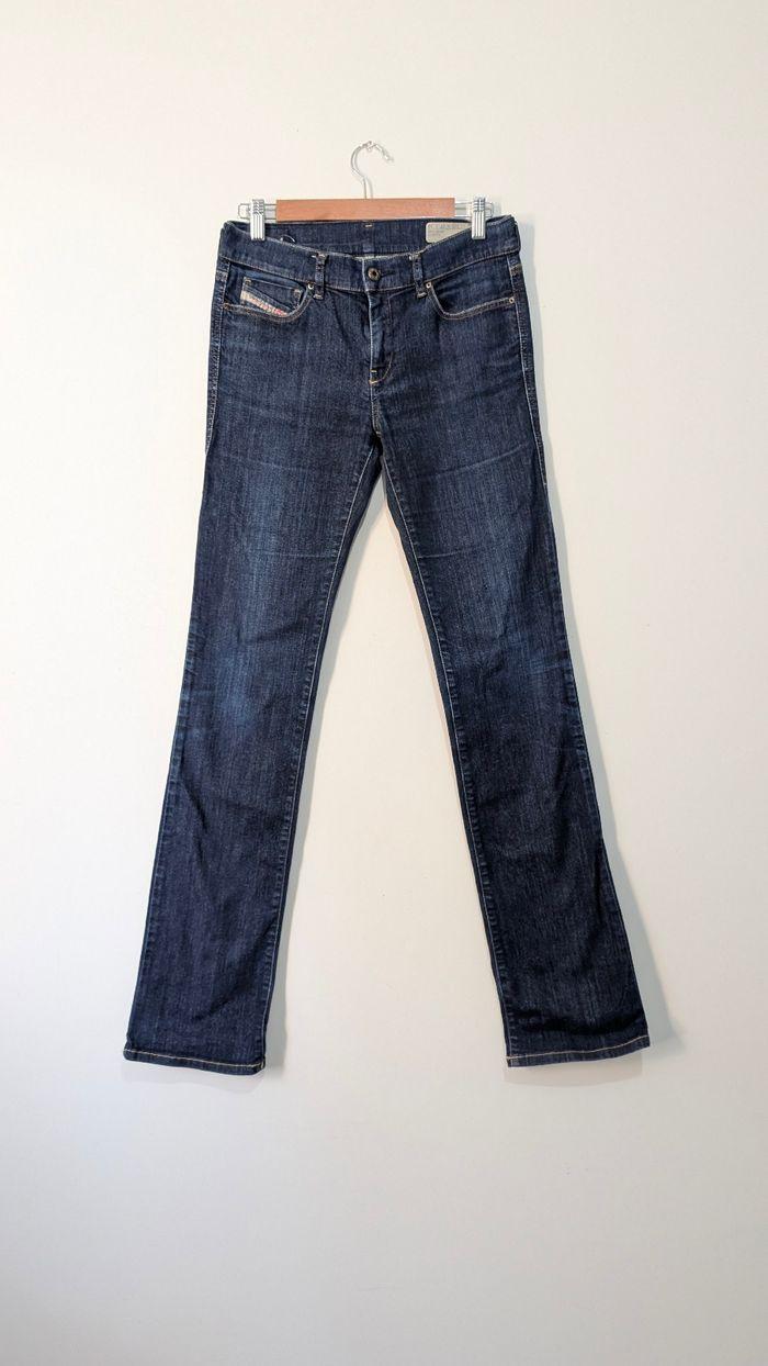 Jeans Diesel coupe droite - photo numéro 7