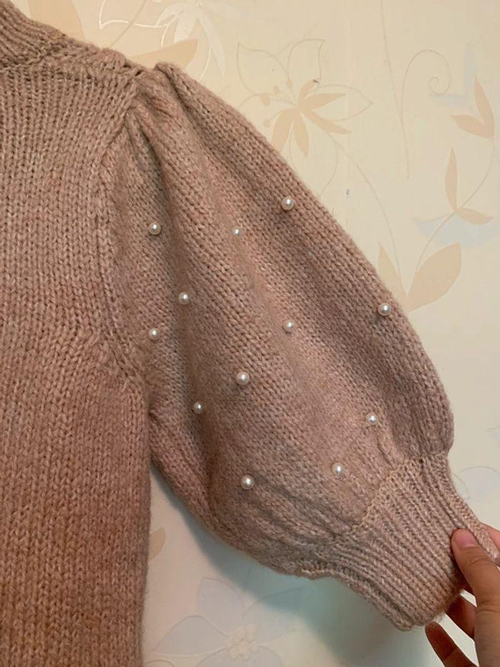 Pull beige détails perles pour l’Automne - photo numéro 7