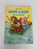 Livre mini loup en vacances