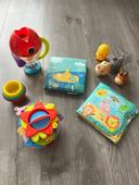 Lot de jouets pour le bain