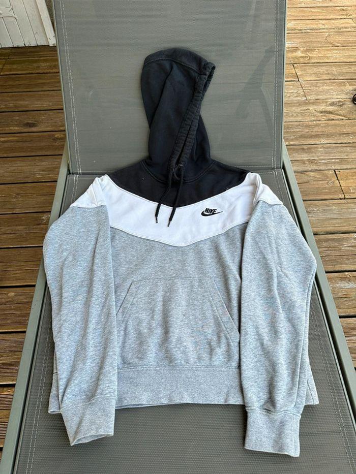 Sweat-shirt Nike - photo numéro 1