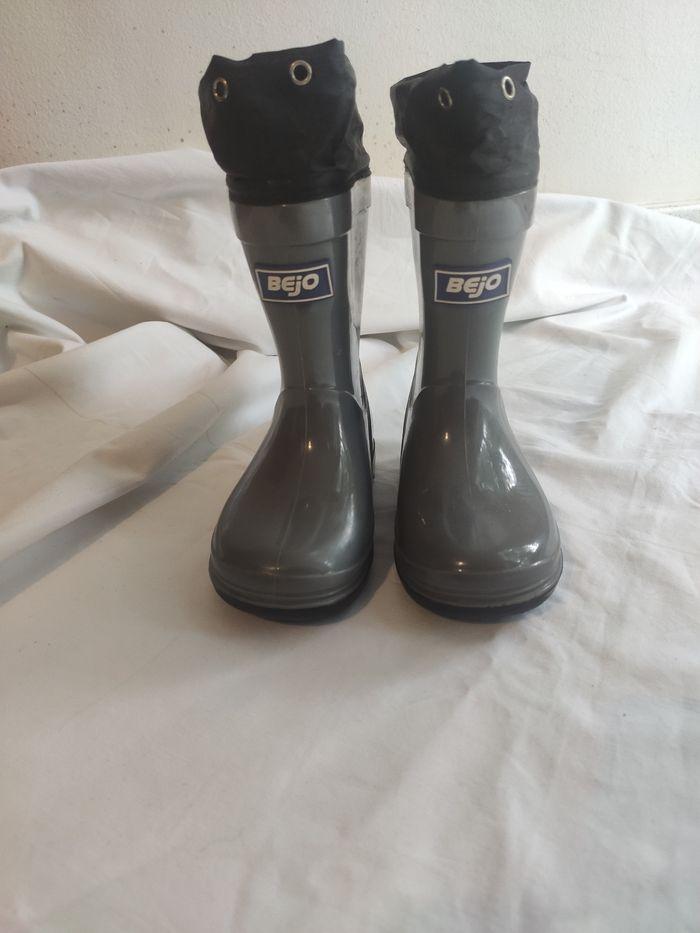 Bottes de pluie/hiver Bejo grises motif fusée intérieur fourré 23 parfait état - photo numéro 2