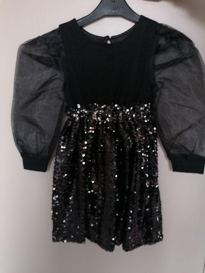 robe sequins