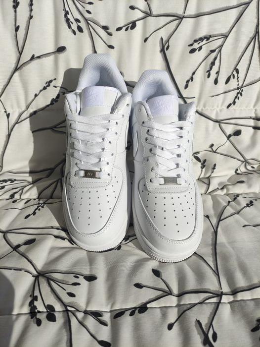 Nike air force one blanches - photo numéro 1