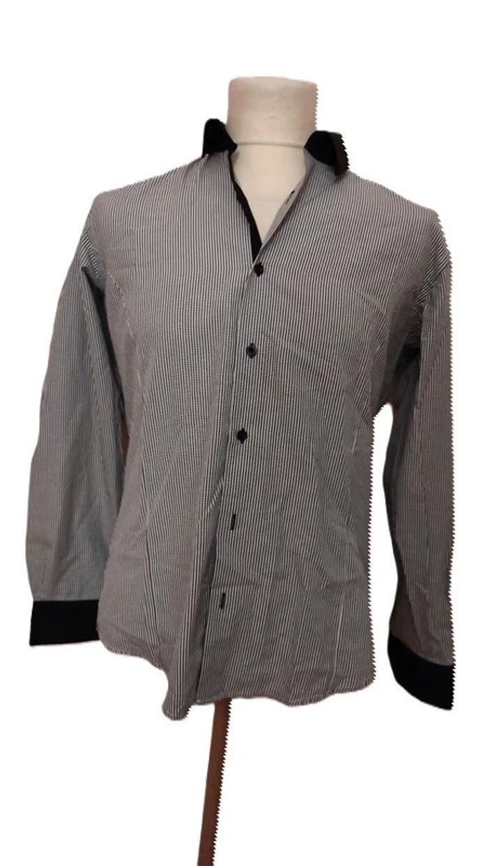 Chemise Delaveine collection carreaux noir blanc T3 39/40 - photo numéro 1